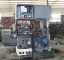 國內首臺立式玉石專切鋸床問世